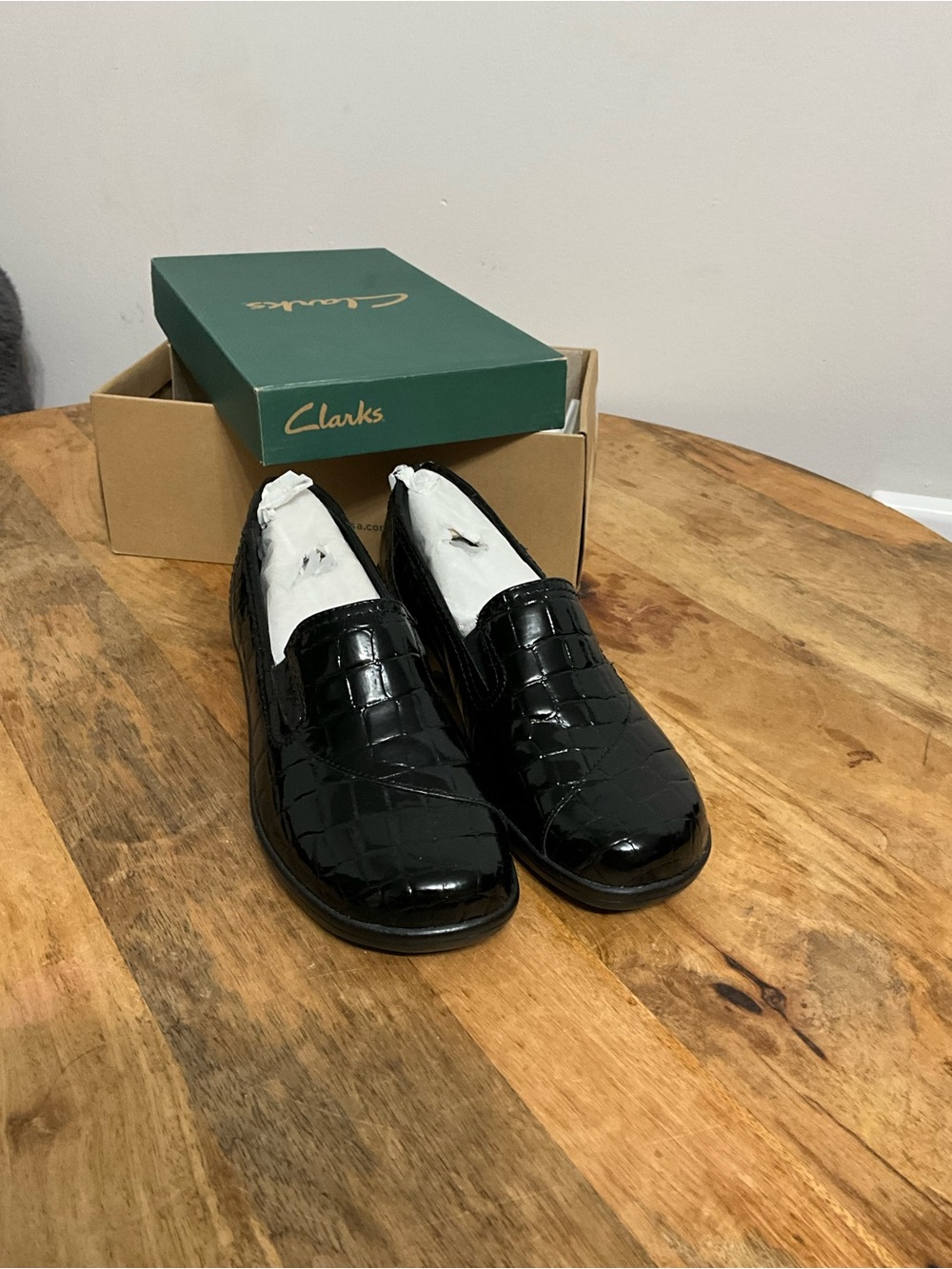 Clarks Men’s Black Croc-Embossed Patent Leather Slip-On Loafers